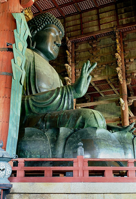 Kyoto Walk 2: Tofuku-ji Temple to Fushimi-Inari Taisha Shrine – Chris  Rowthorn Tours